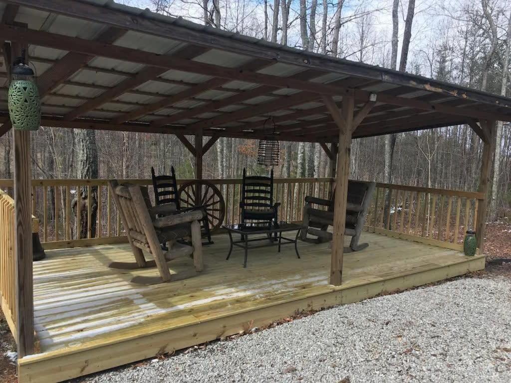 Tn State Parks Open! Hikes, Waterfalls, Firepits! Spencer Exterior photo